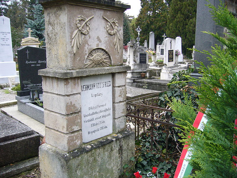 Lehmann kapitány sírja a kőszegi temetőben