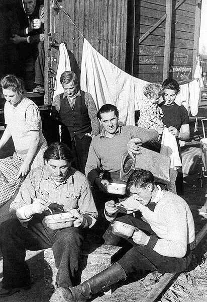 Lengyel menekültek 1939 őszén<br>vagonokban elszállásolva