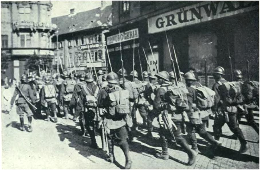 Megszálló román csapatok Budapest utcáin